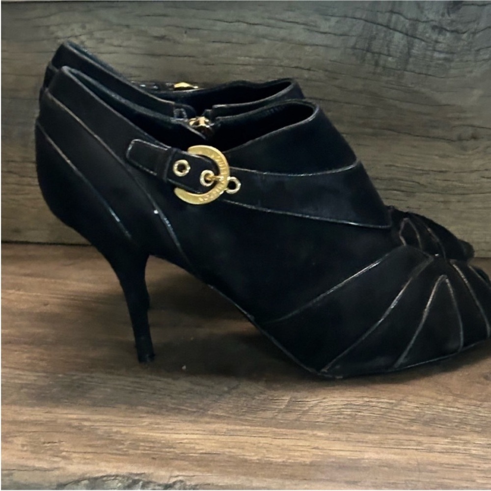 Louis Vuitton Black Heeled Boots - Picture 5 of 16